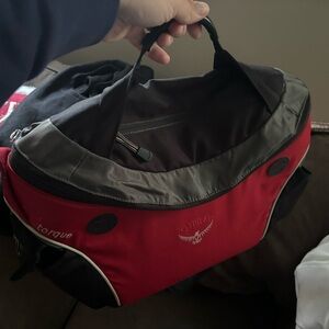 Osprey crossbody work bag. Red. Black. Grey.